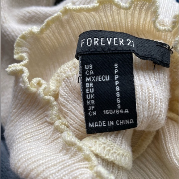 Soft Pastel Yellow Thin Spring Turtleneck with frilly details, stretchy material - Picture 5 of 5